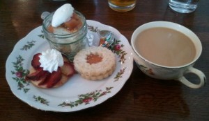 Miss Edna's Dessert Plate