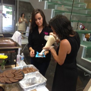 Whitney and fam makin' mud pies.