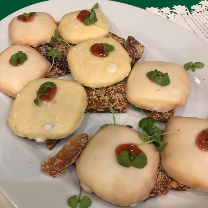 COocV7QHTkmuJLPRUSWrNQ